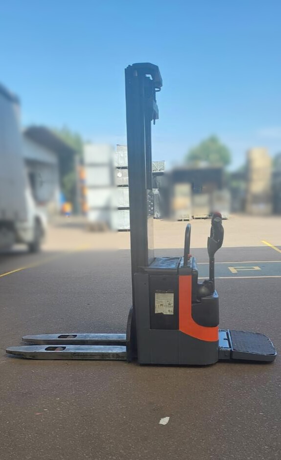 Paleteira Elétrica Sthil