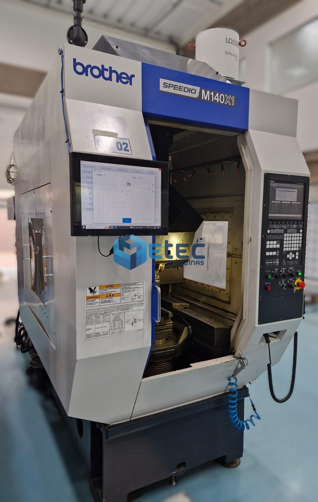 Centro de Usinagem 5 Eixos Brother M140X1