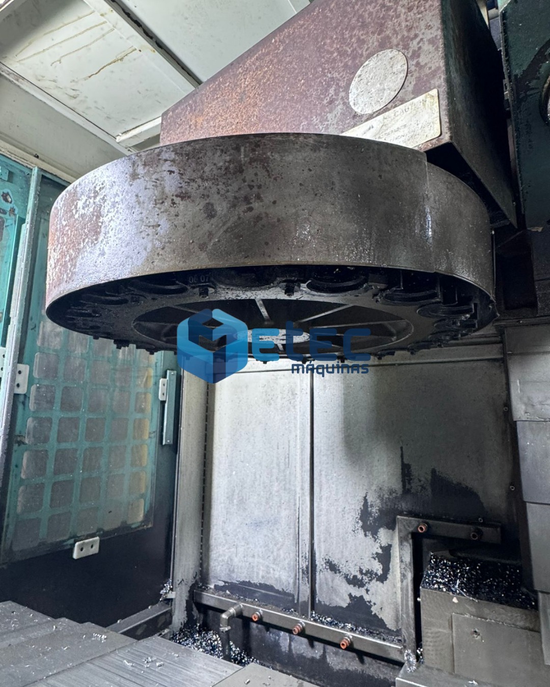 Centro de Usinagem Feeler EV-520