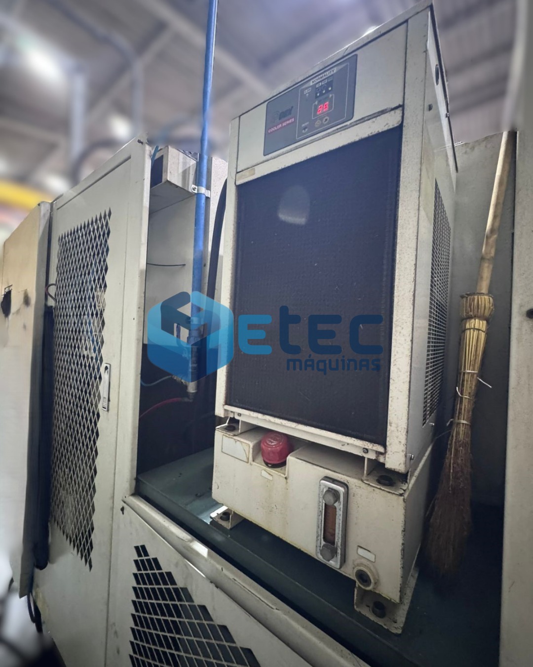 Centro de Usinagem Feeler EV-520