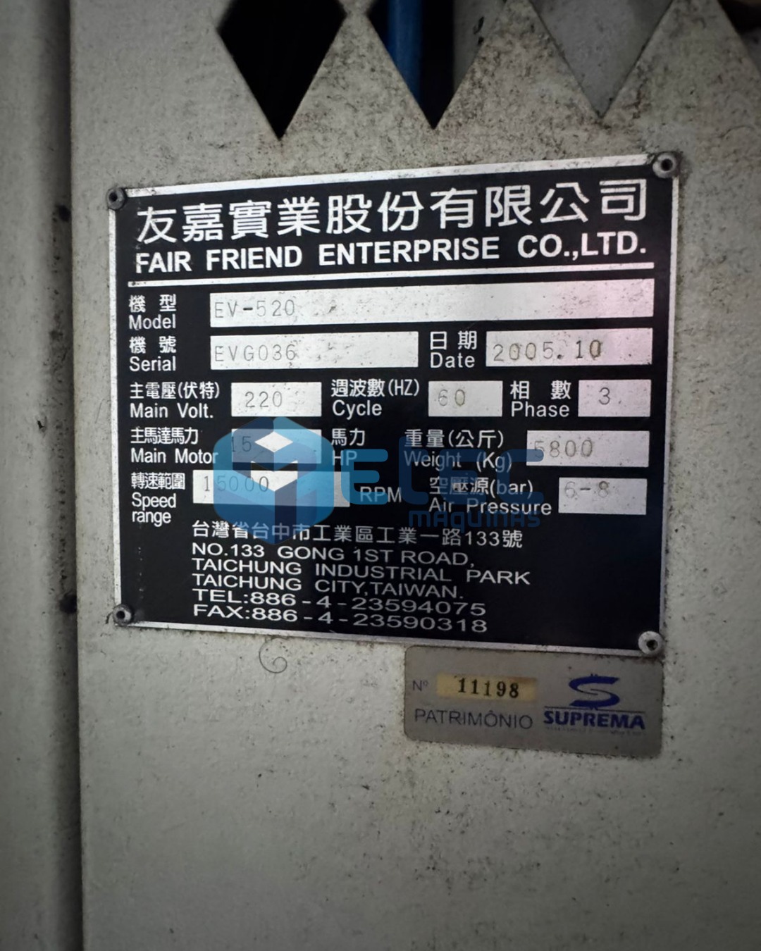 Centro de Usinagem Feeler EV-520