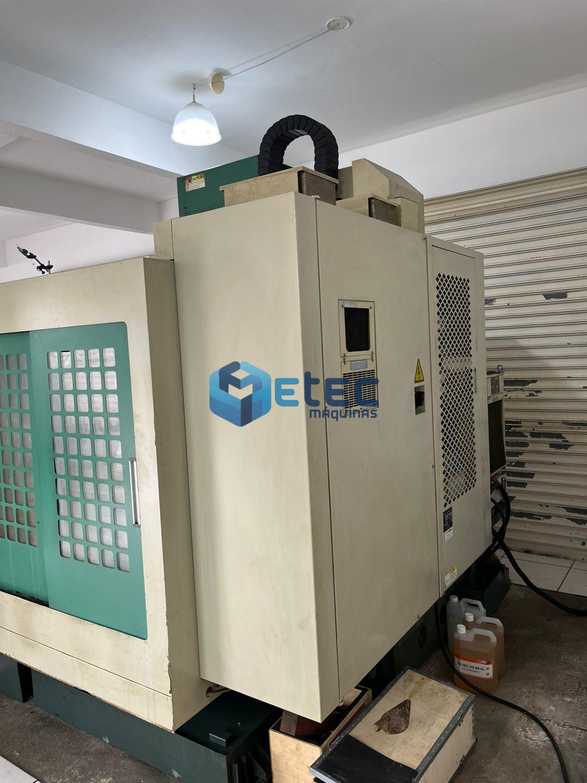 Centro de Usinagem Feeler VM-40S