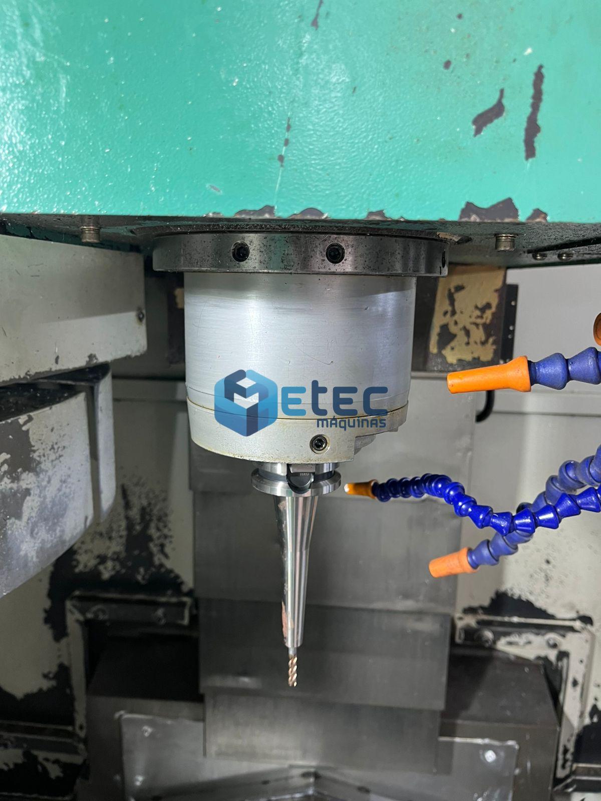 Centro de Usinagem Feeler VM-40S