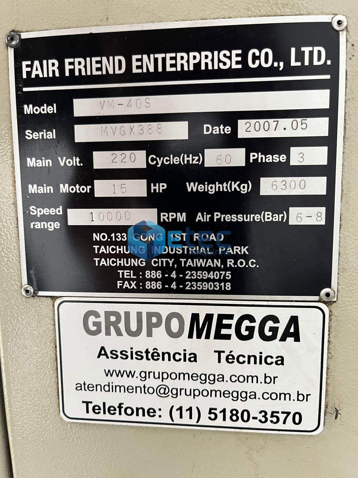 Centro de Usinagem Feeler VM-40S