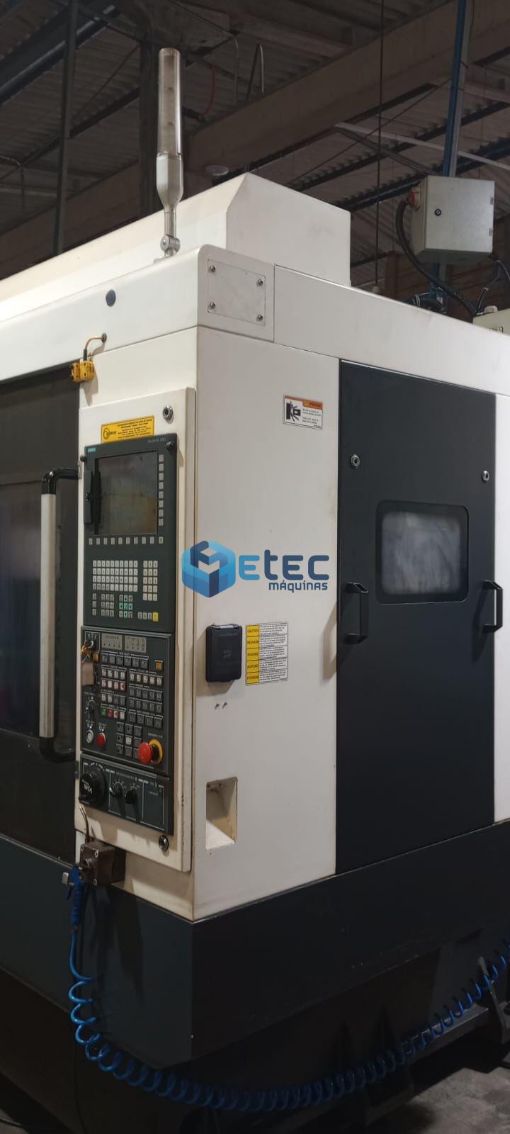 Centro de Usinagem Furação e Rosqueamento Hyundai i-CUT-380-TI