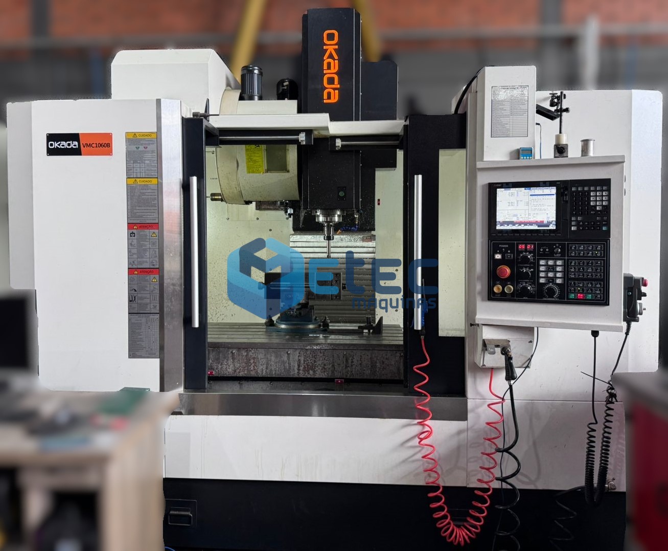 Centro de Usinagem Okada OKM1060