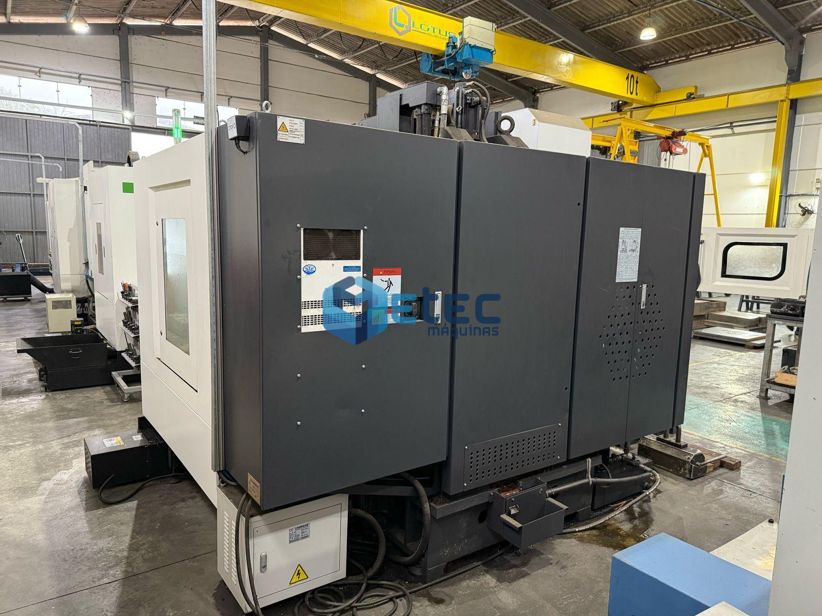 Centro de Usinagem Okada OVM-1060B