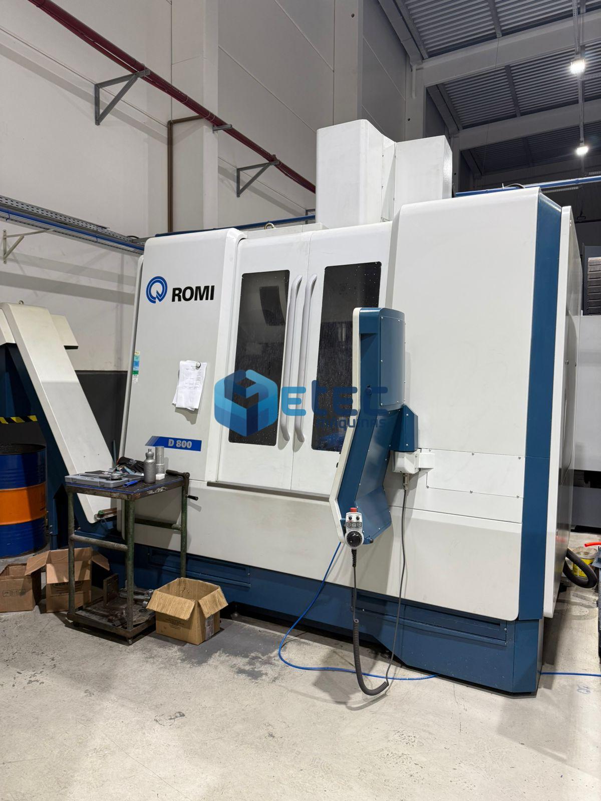 Centro de Usinagem Romi D800 + 4° Eixo - Nova Geração