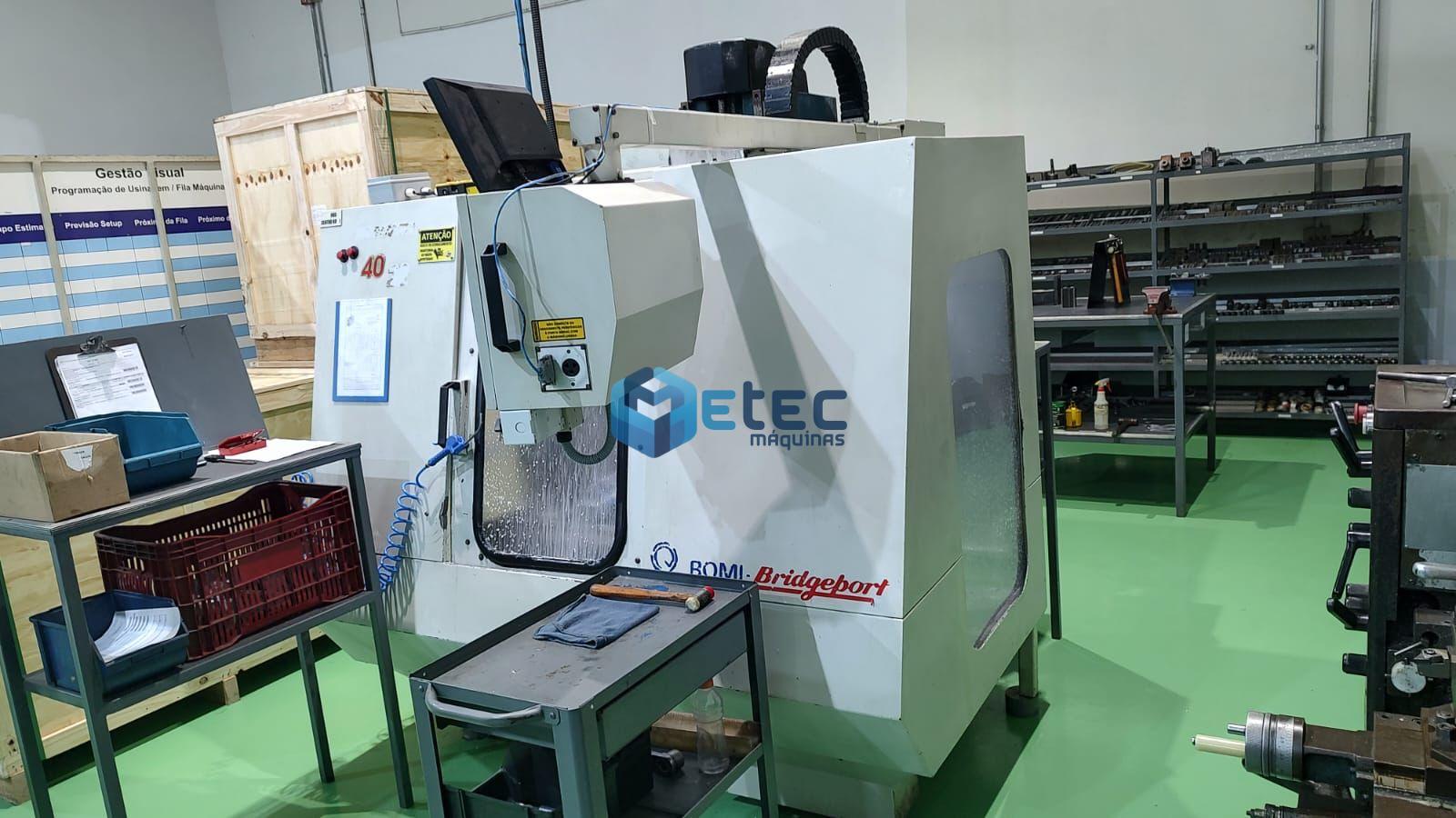 Centro de Usinagem Romi Discovery 4022