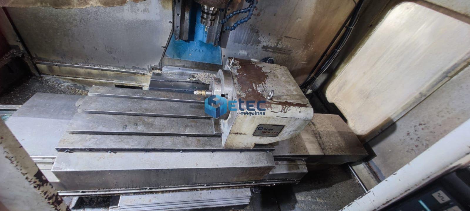 Centro de Usinagem Romi Discovery 760 + 4° Eixo
