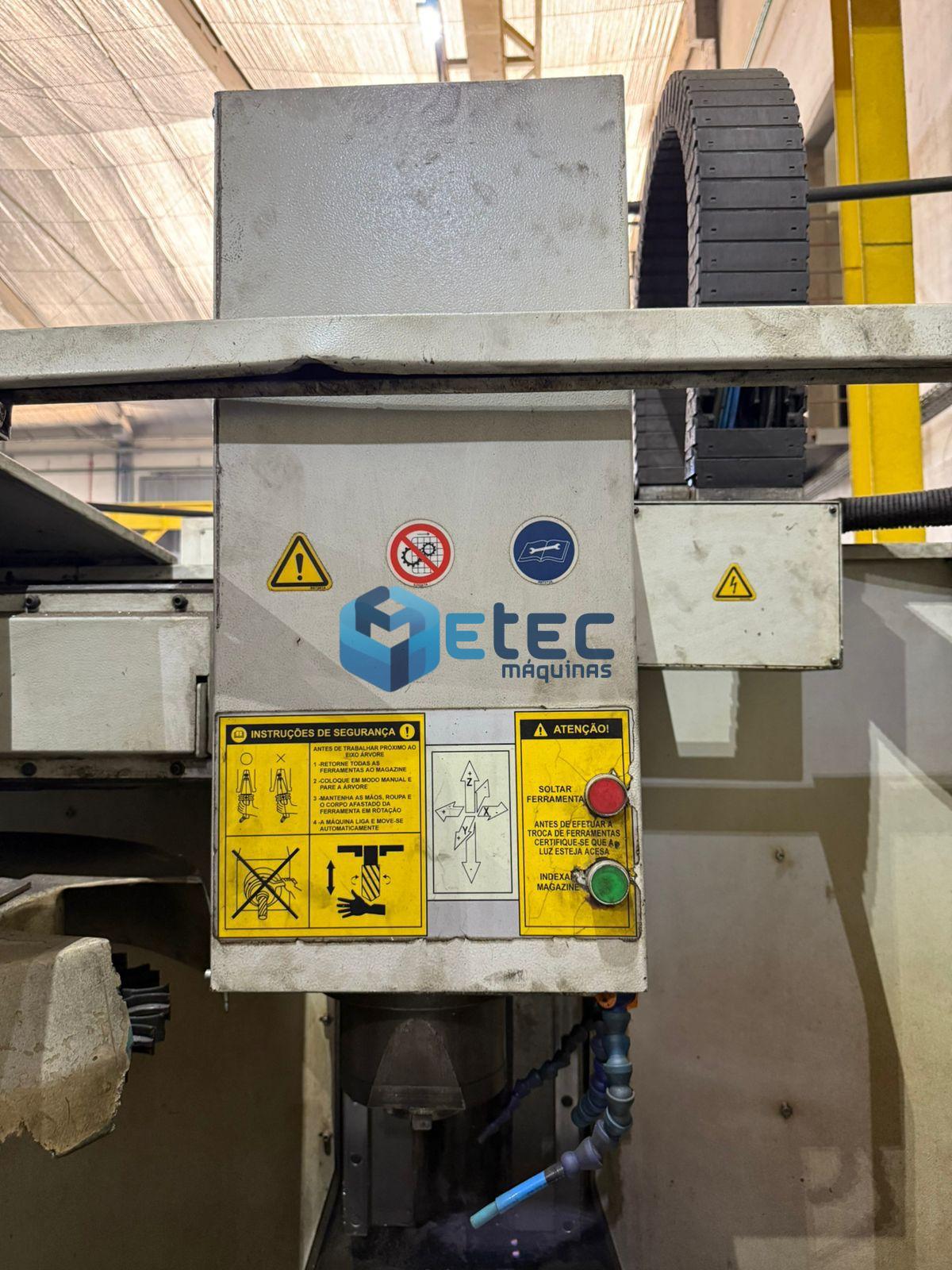 Centro de Usinagem Romi Discovery 760