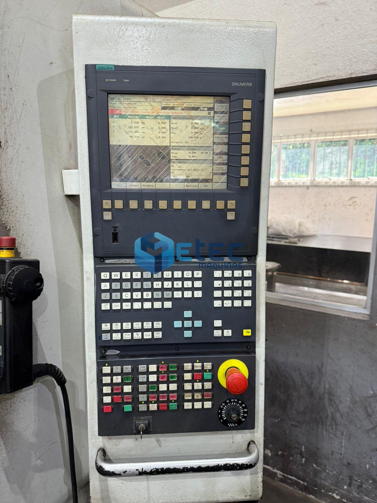 Centro de Usinagem Romi Discovery 760