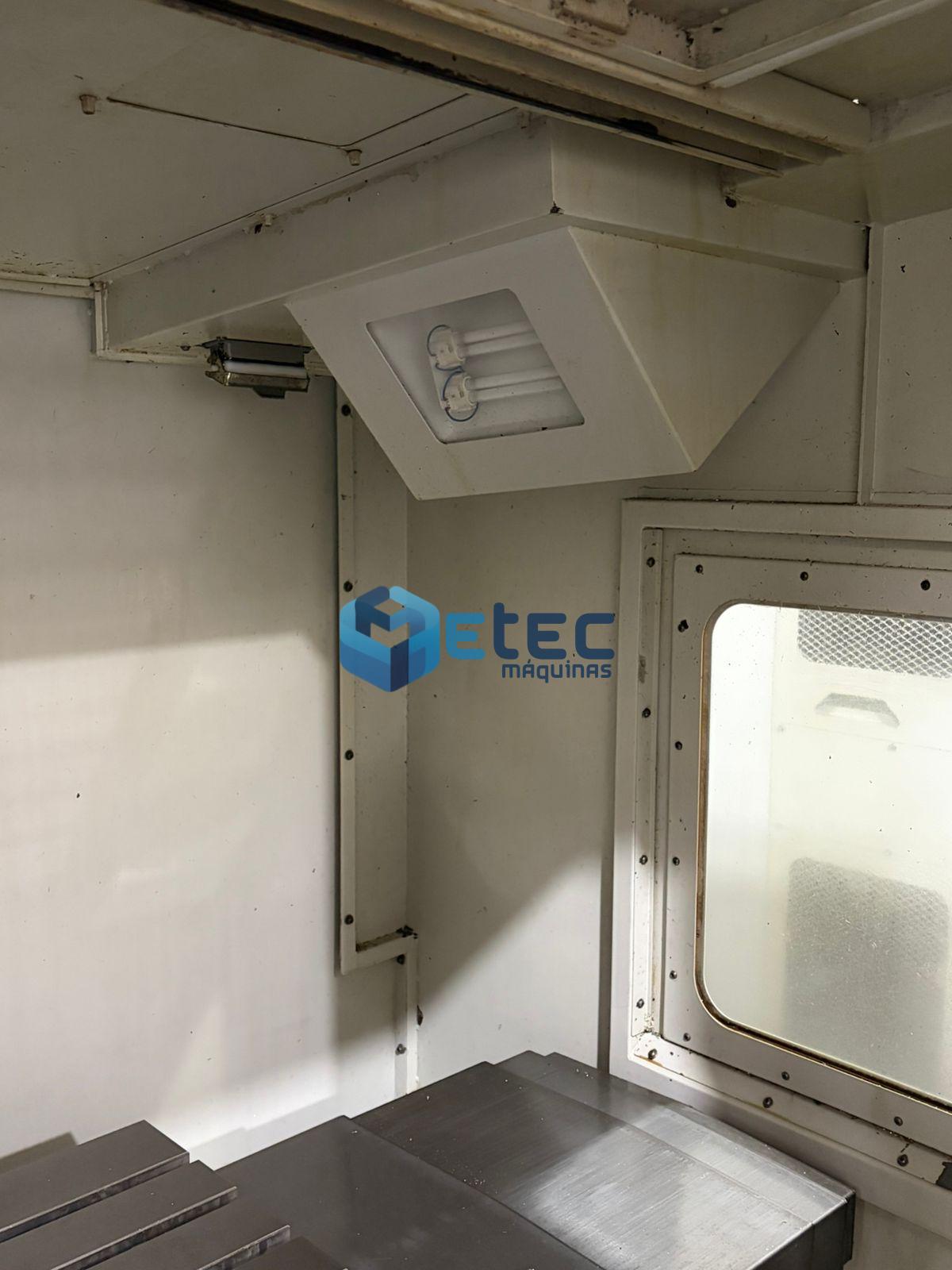 Centro de Usinagem ROMI D1000 com 4° Eixo