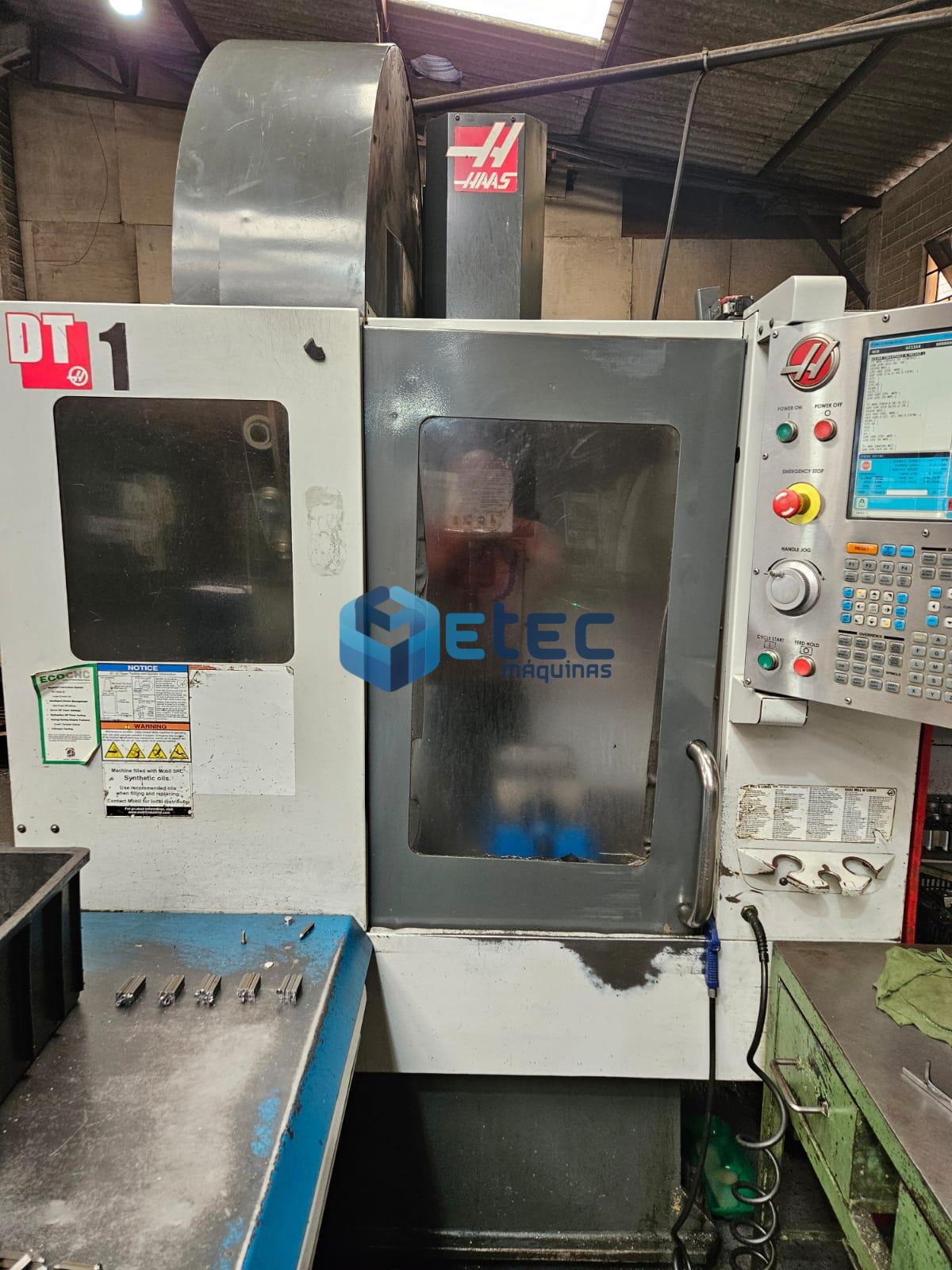 Centro de Usinagem Haas DT-1