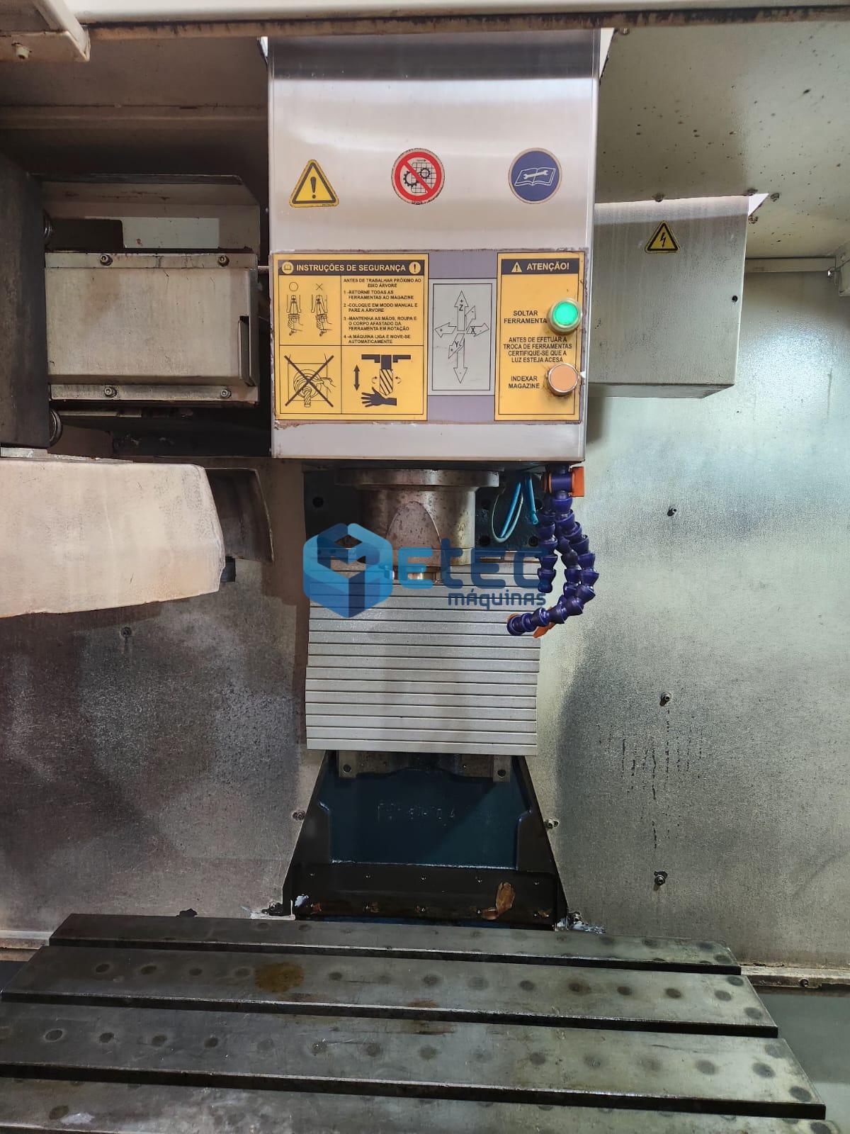 Centro de Usinagem Romi Discovery D760 Fanuc