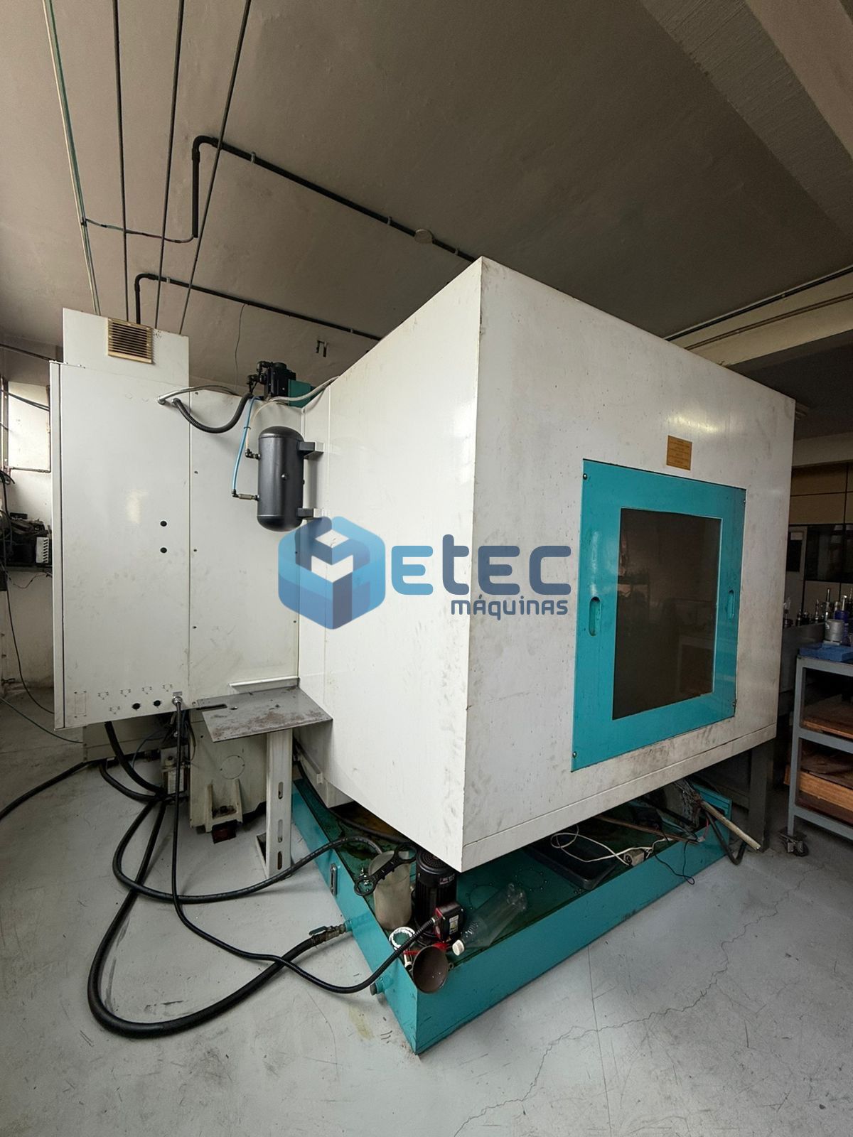 Centro de Usinagem Vertical Sinitron VMC-1500