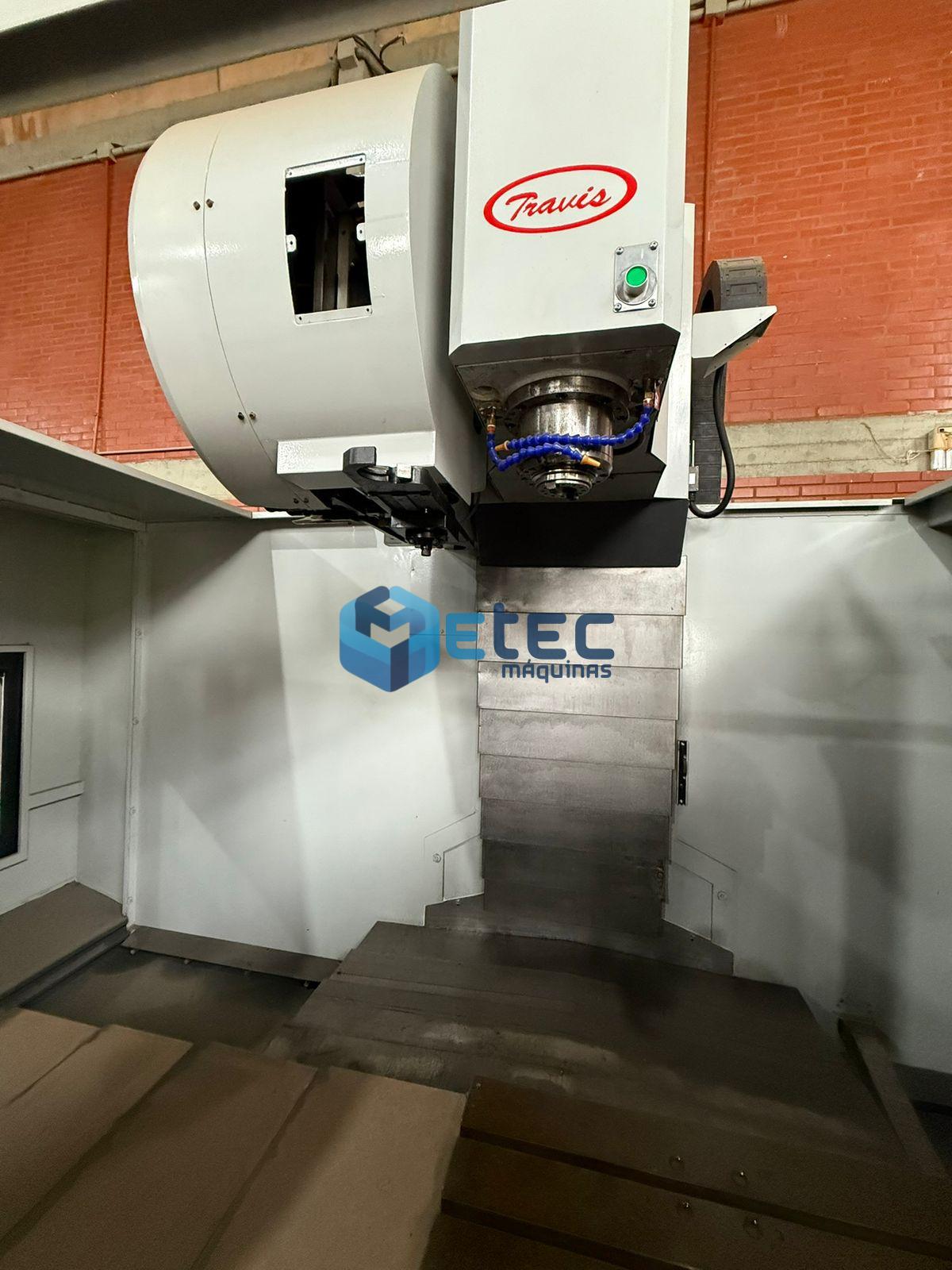 Centro de Usinagem Travis M1500