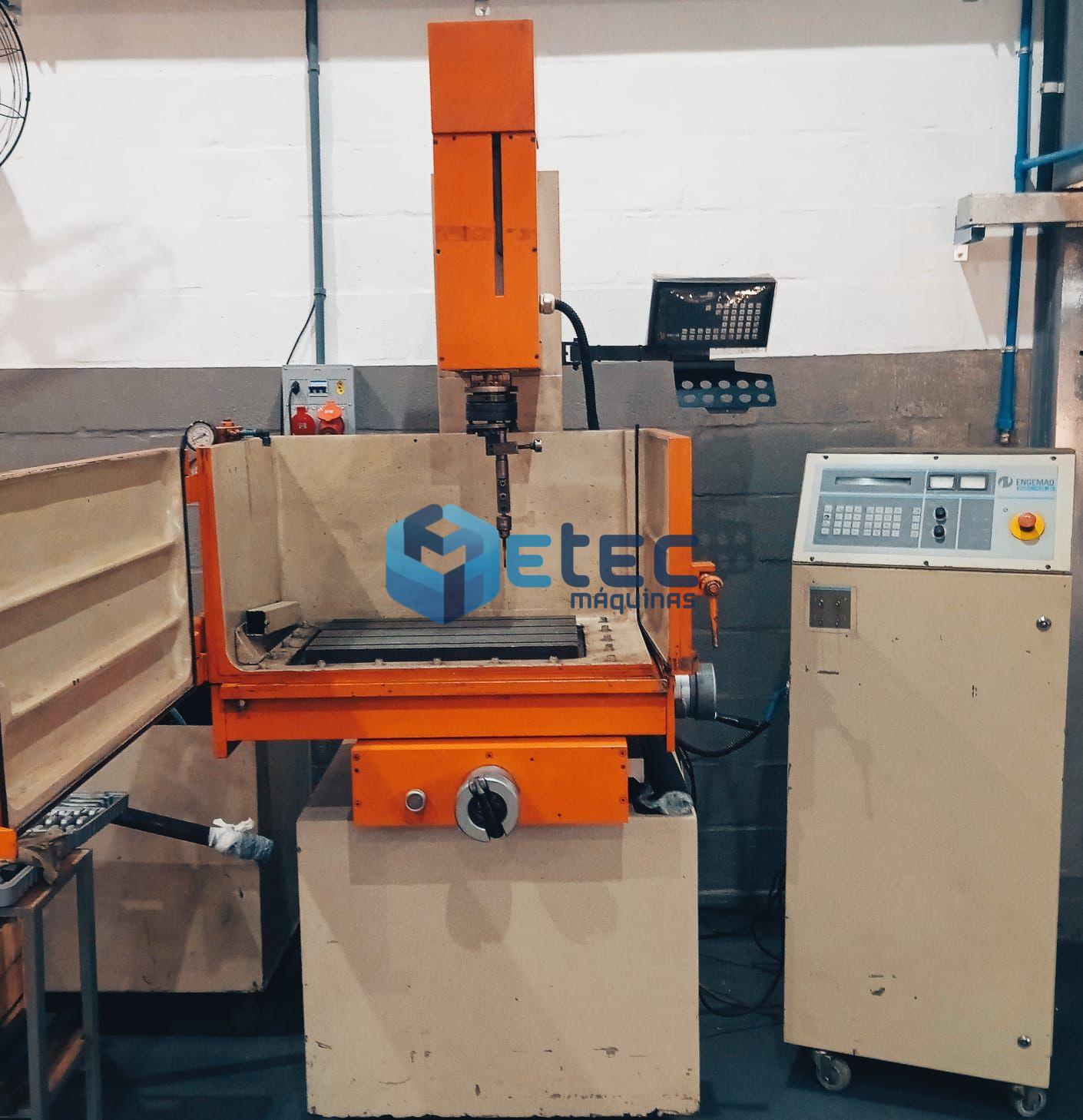 Eletroerosão Engemaq EDM 440NC