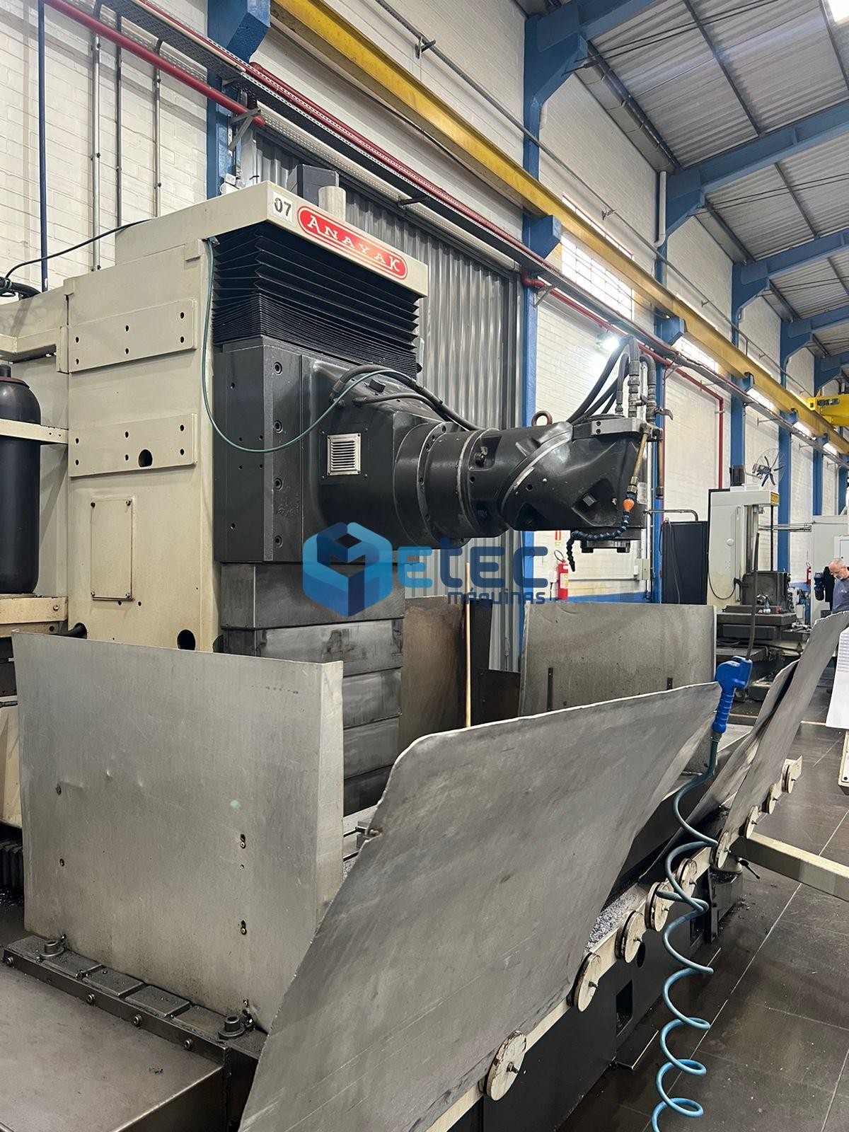 Fresadora CNC Anayak VH2200