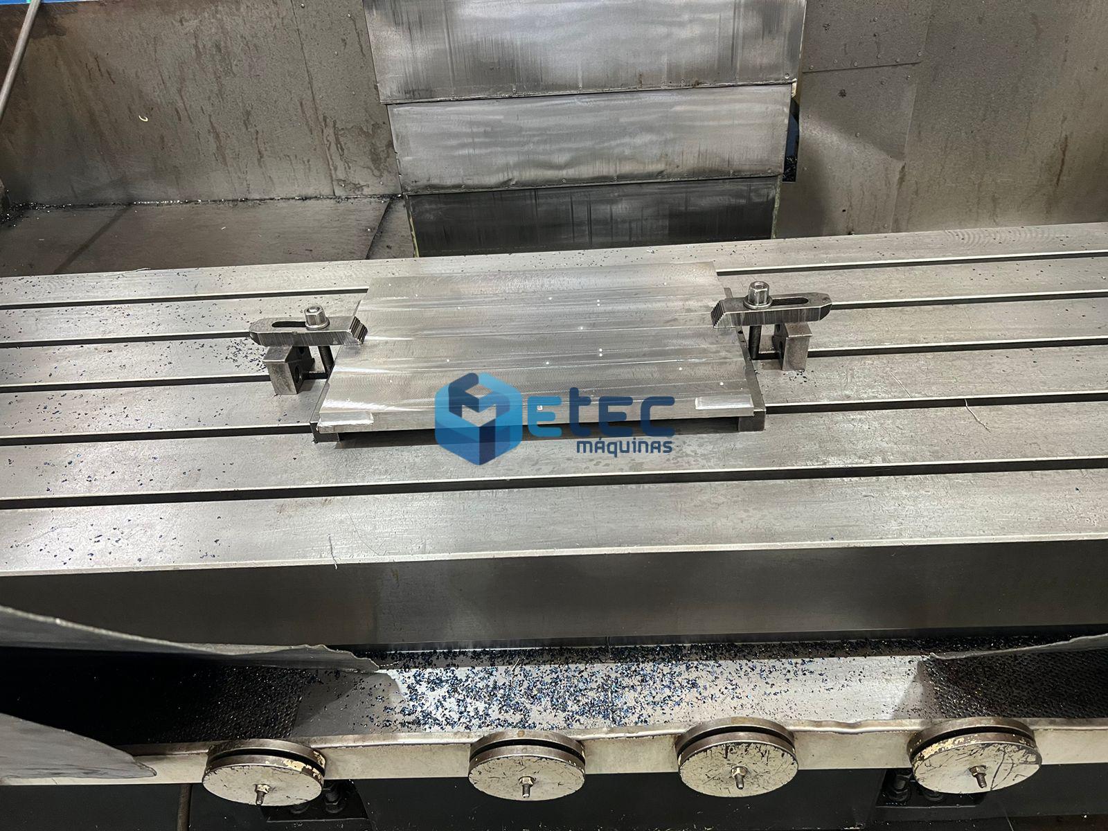 Fresadora CNC Anayak VH2200