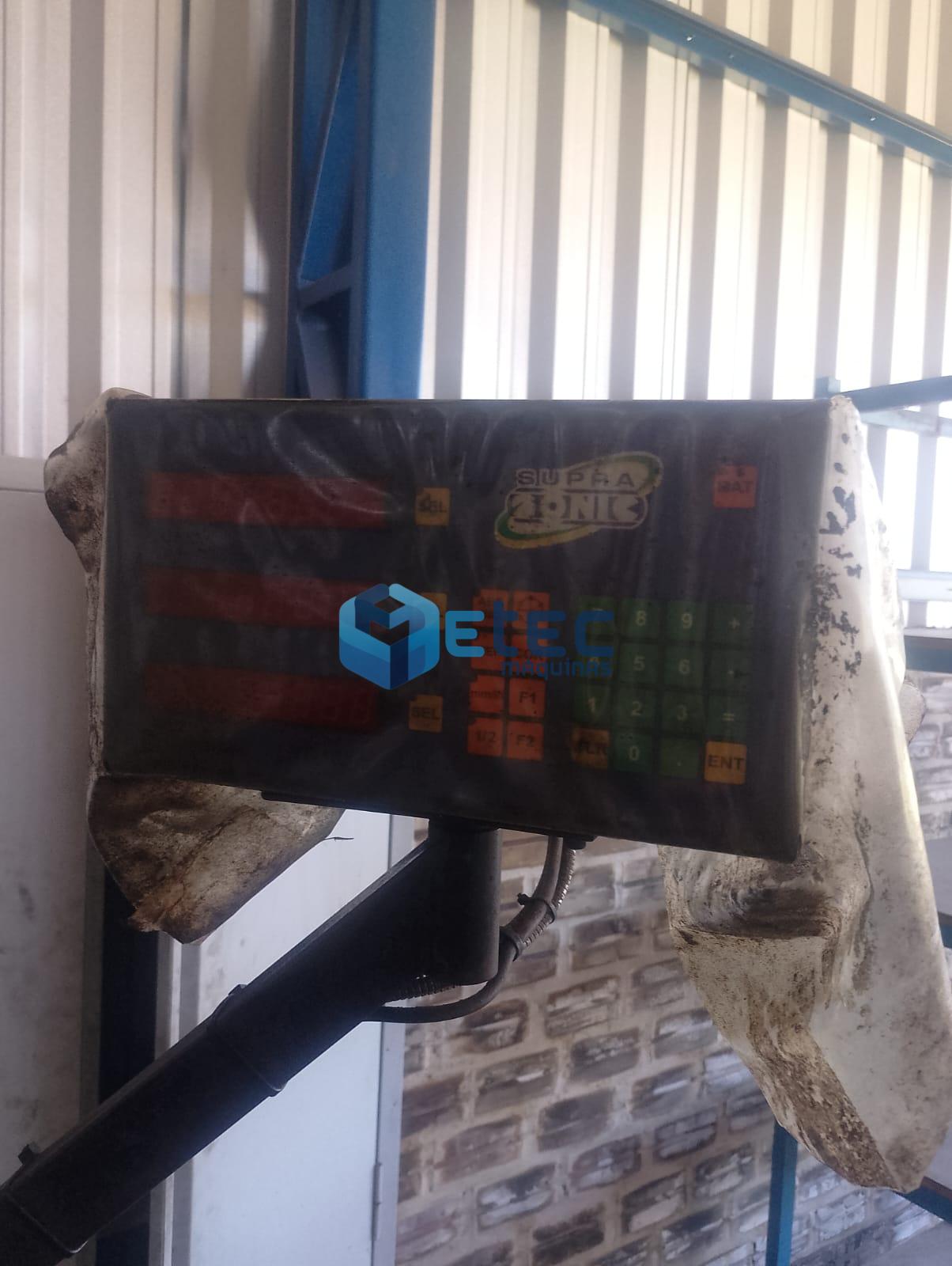 Fresadora Ferramenteira Convencional FIRST Com Digital