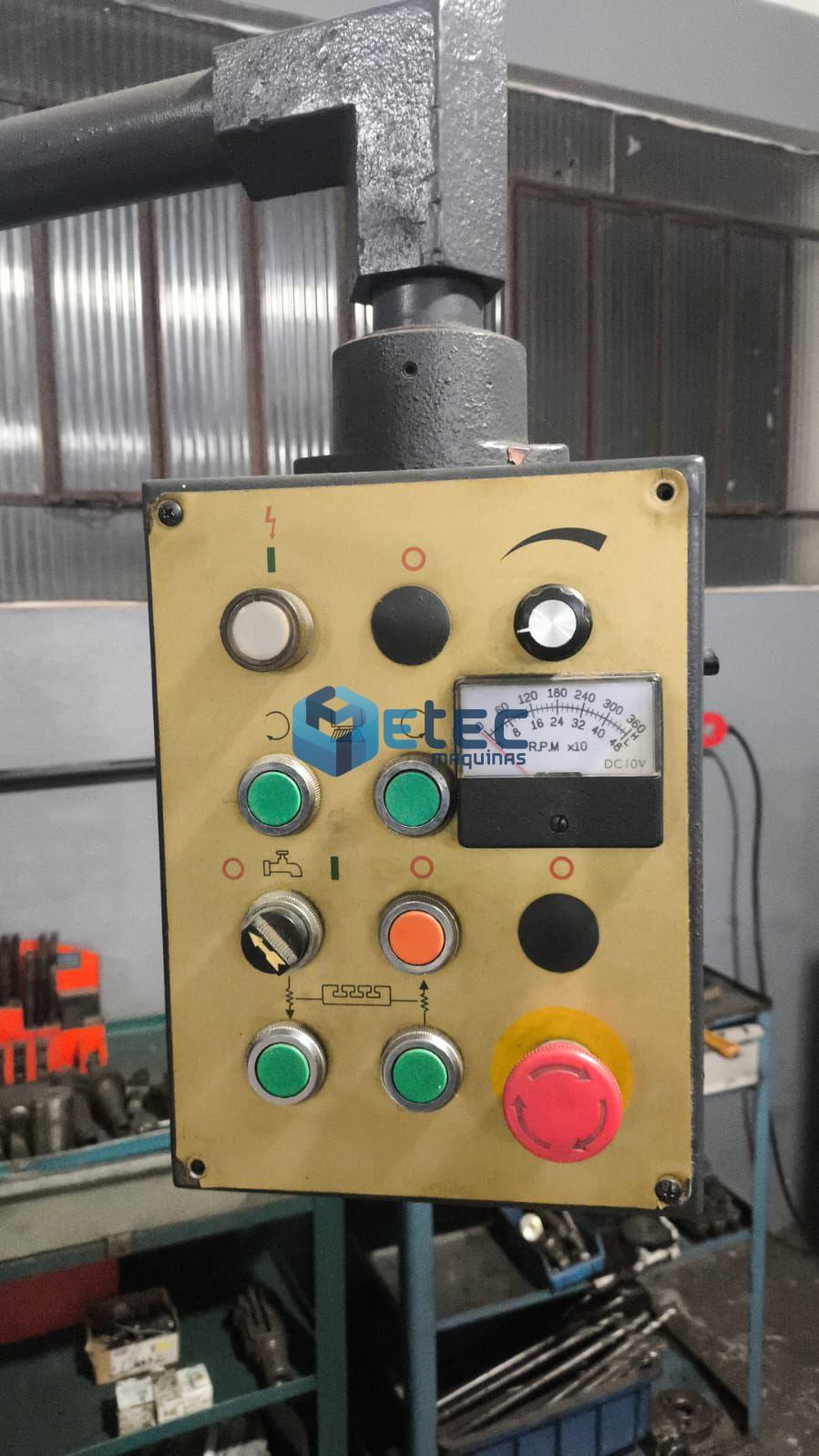 Fresadora Ferramenteira Sinitron SI4 - ISO40