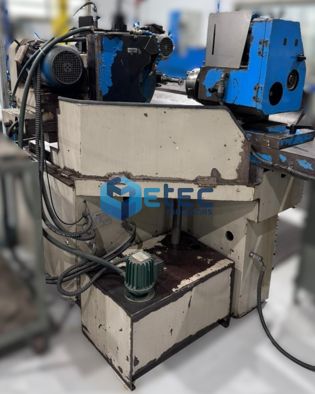 Retífica Cilíndrica Ferdimat UA-71