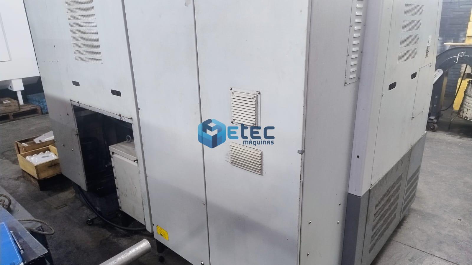 Torno CNC Hyndai SKT-21