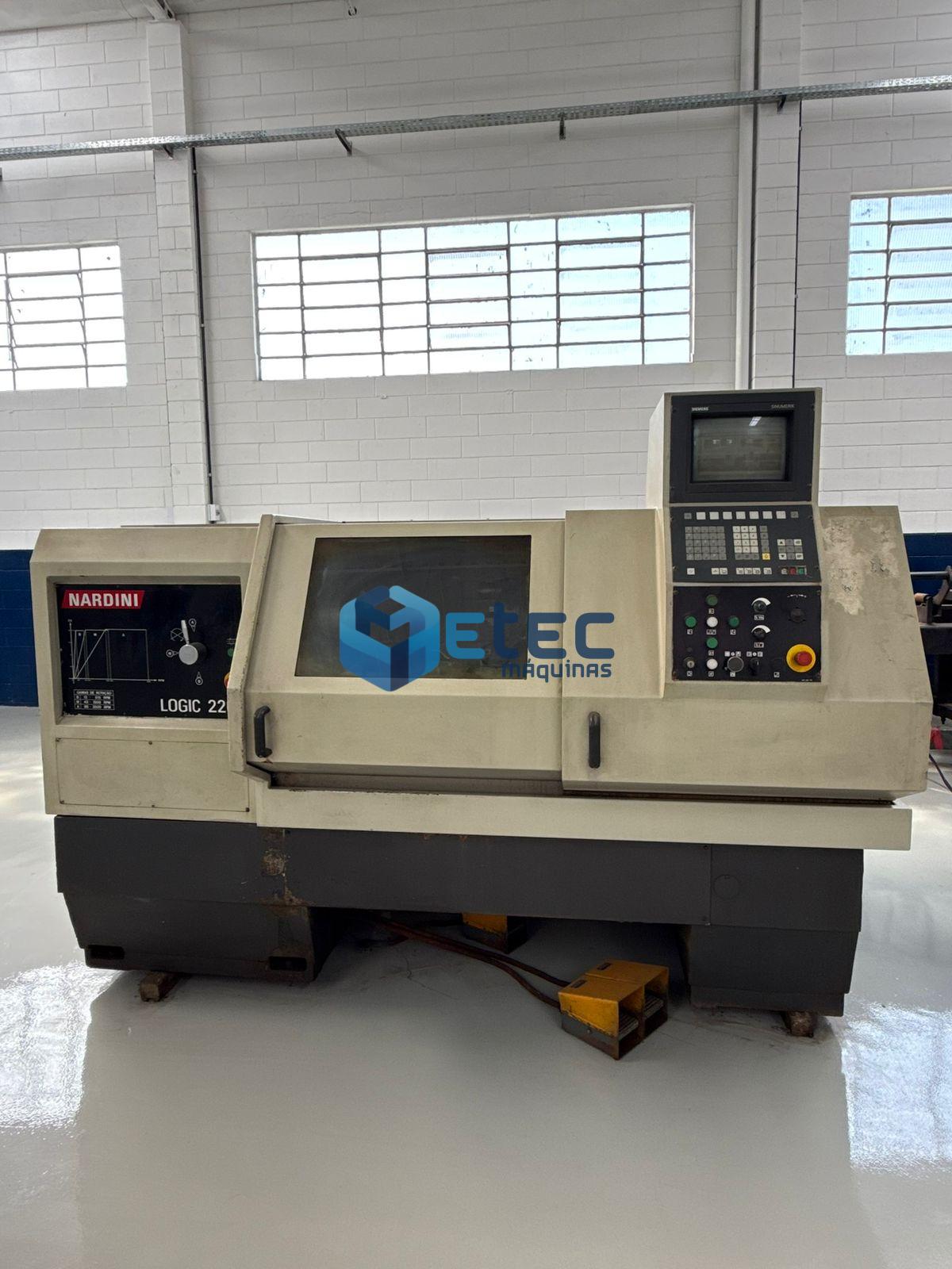 Torno CNC Nardini Logic 220