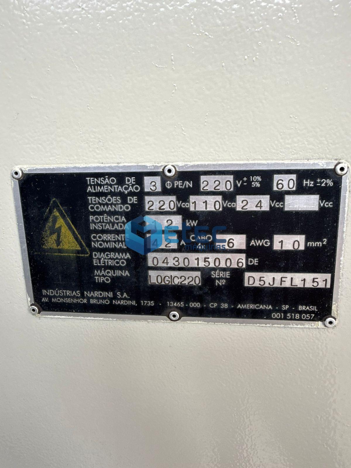 Torno CNC Nardini Logic 220