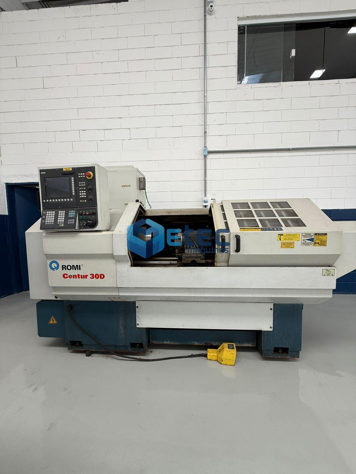 Torno CNC Romi Centur 30D
