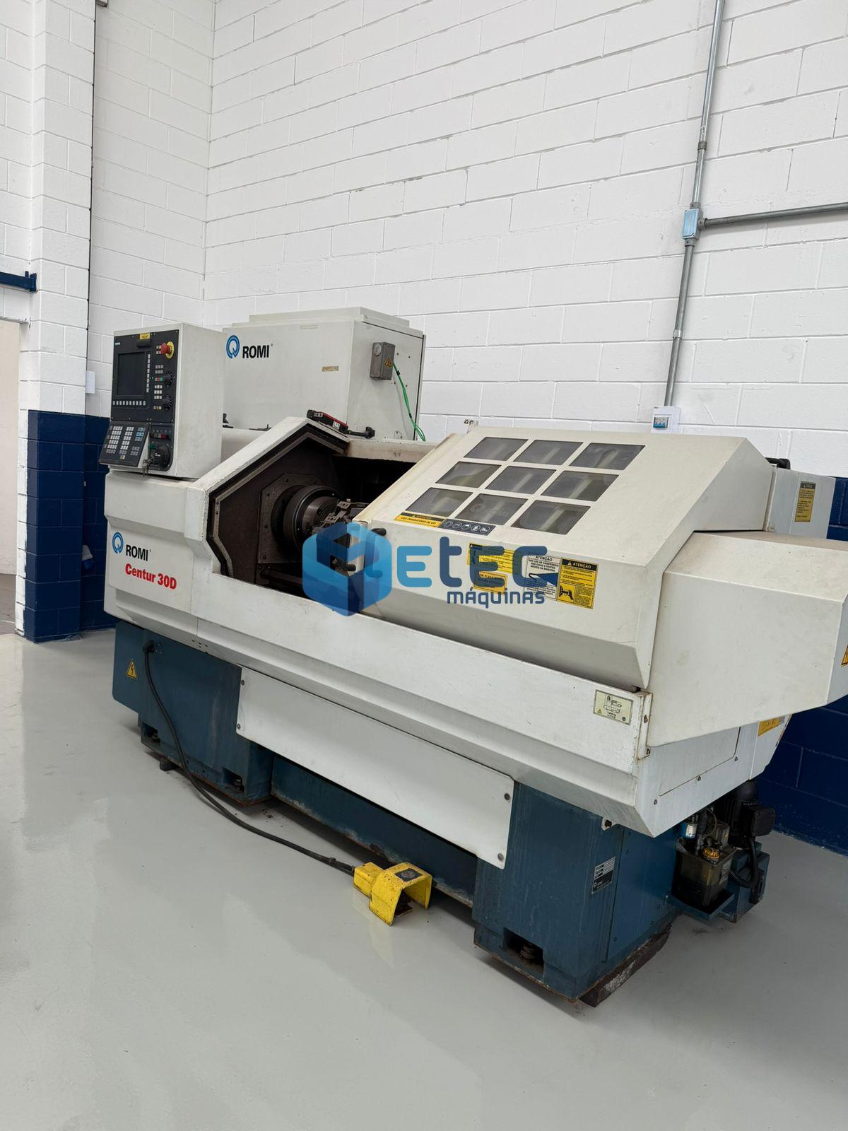 Torno CNC Romi Centur 30D
