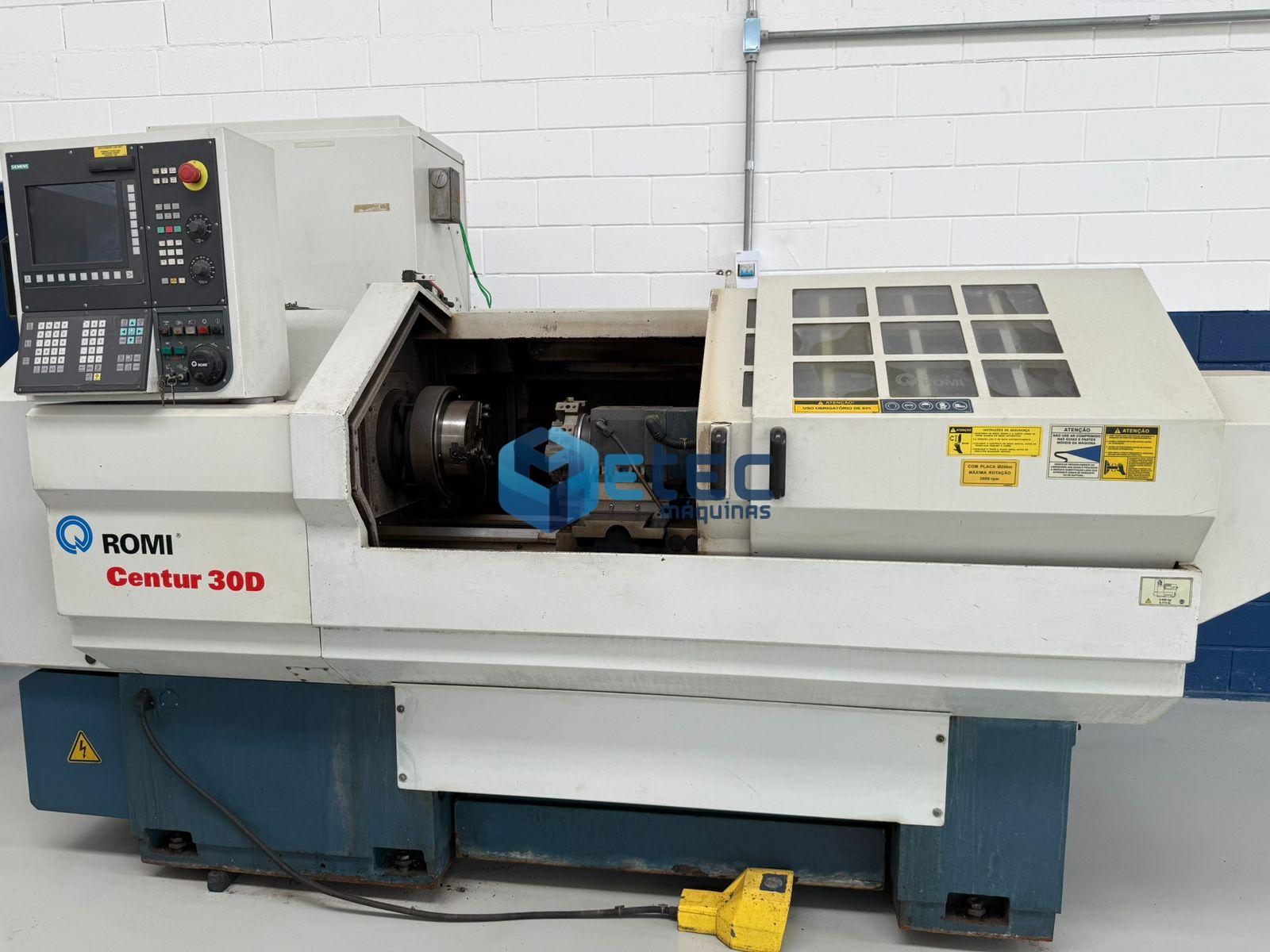 Torno CNC Romi Centur 30D