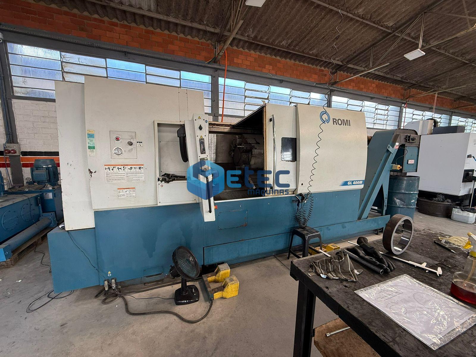 Torno CNC Romi GL400M - Ferramentas Acionadas