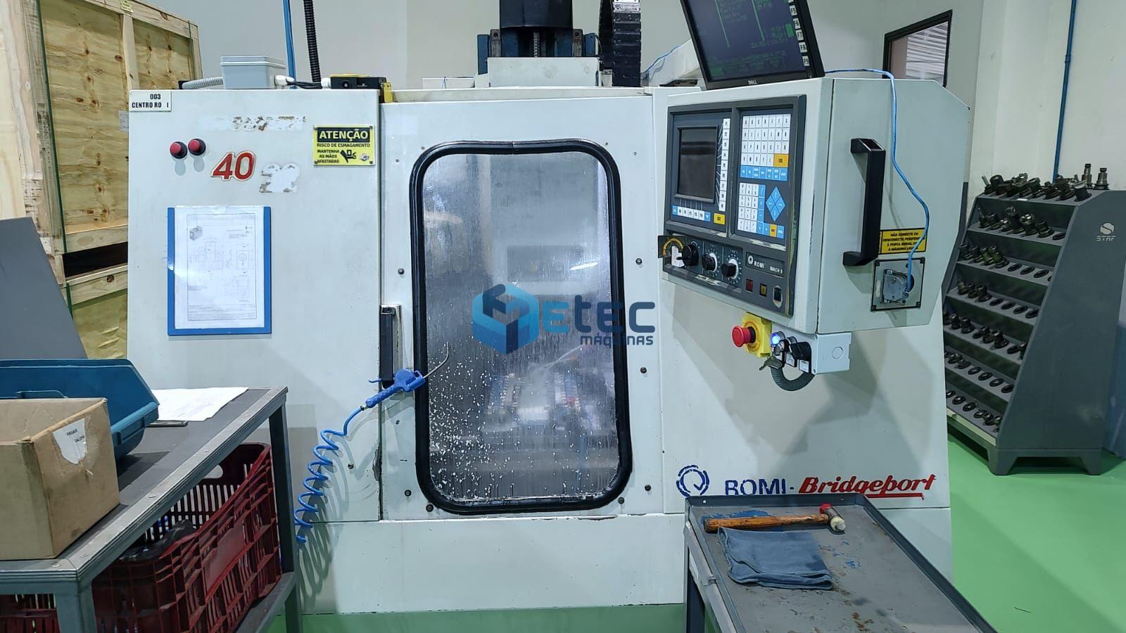 Centro de Usinagem Romi Discovery 4022