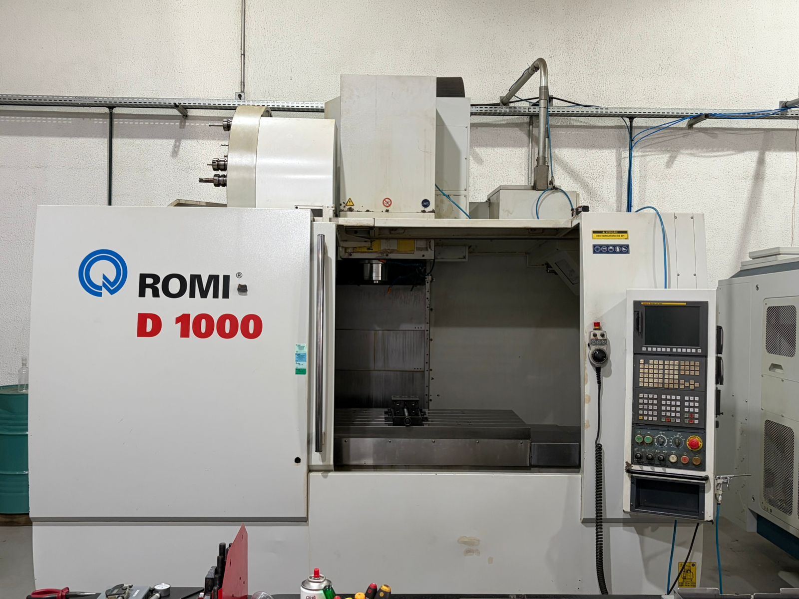 Centro de Usinagem ROMI D1000 com 4° Eixo