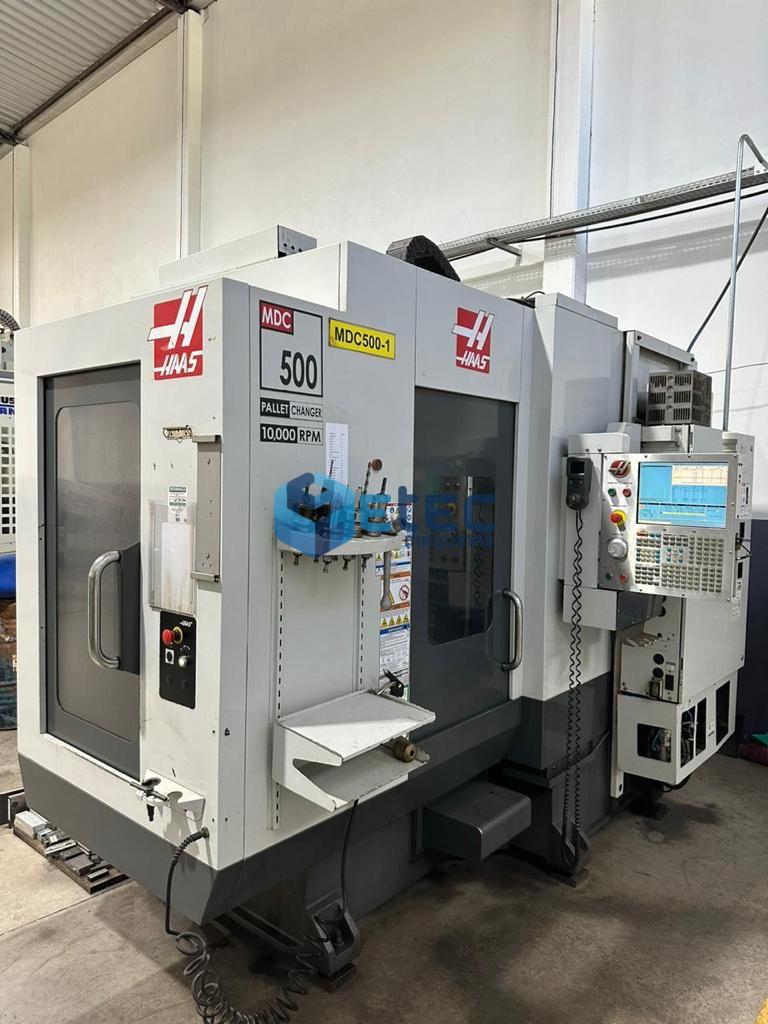 Centro de Usinagem Vertical Duplo Pallet HAAS MDC-500