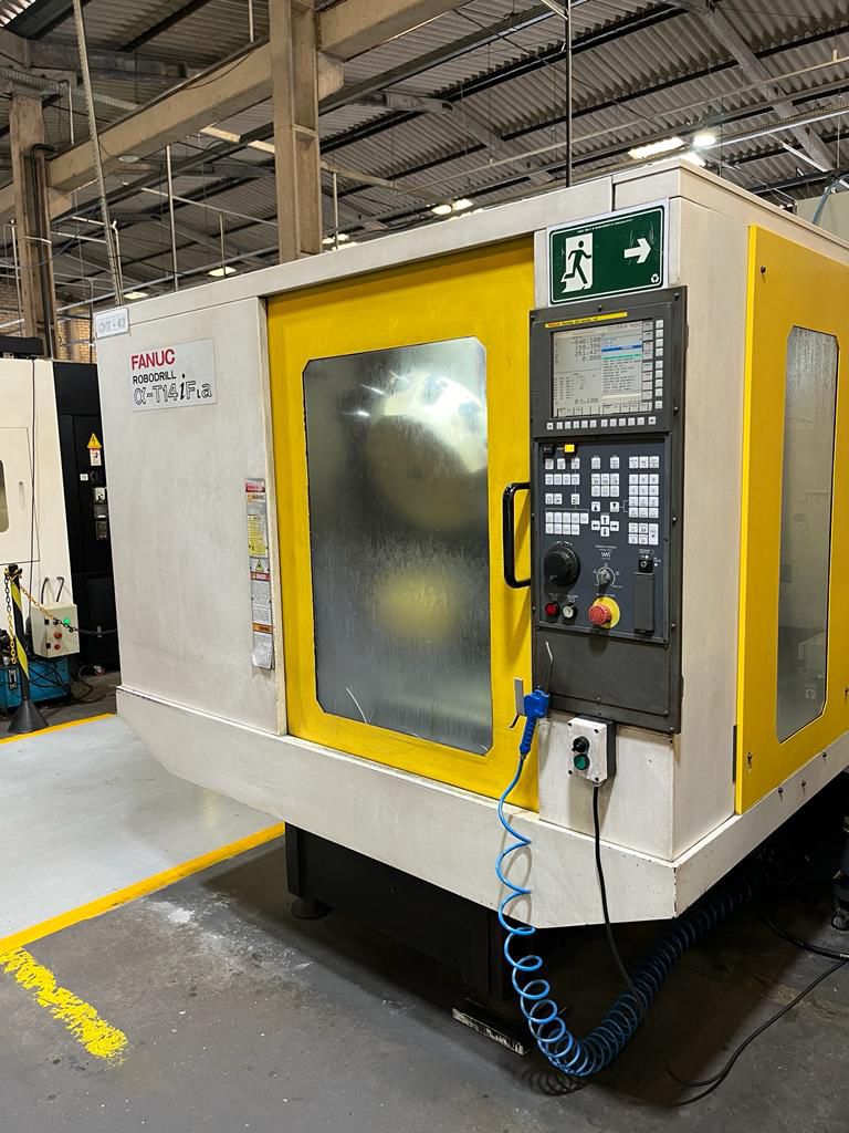 Centro de Usinagem Robodrill T14 iF La + 4° Eixo