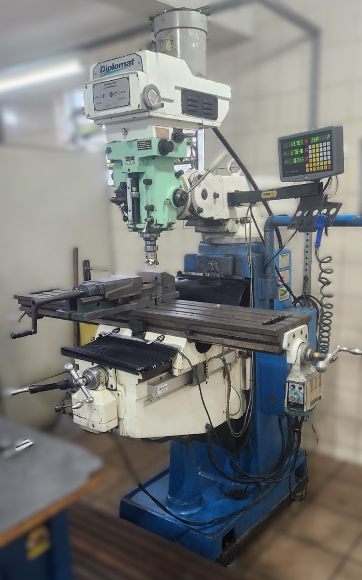 Fresadora Convencional Diplomat