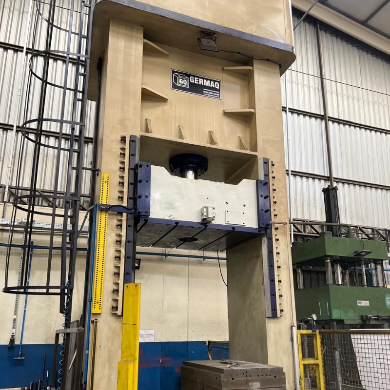 Prensa de Fechamento Germaq PHE125