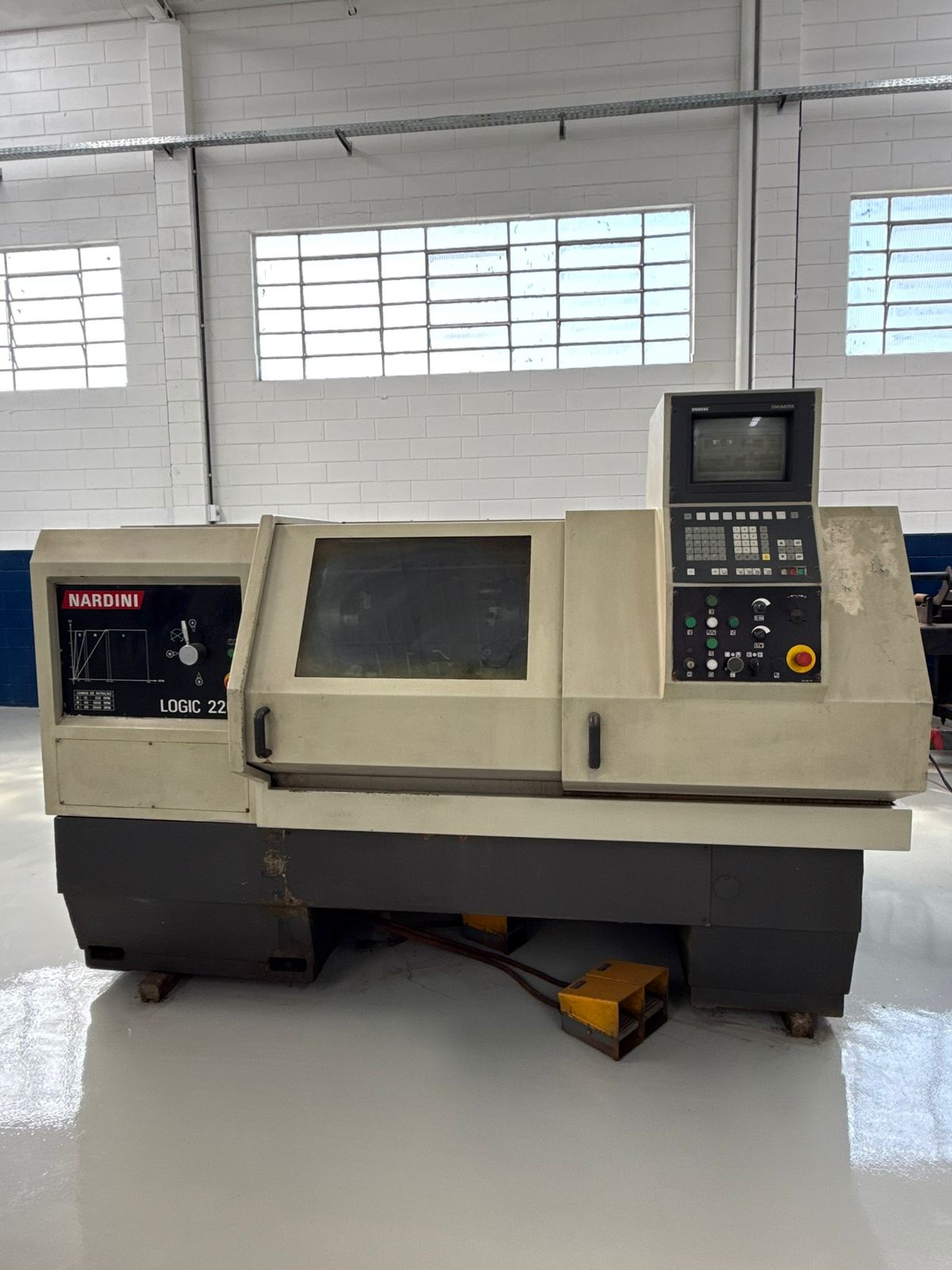 Torno CNC Nardini Logic 220