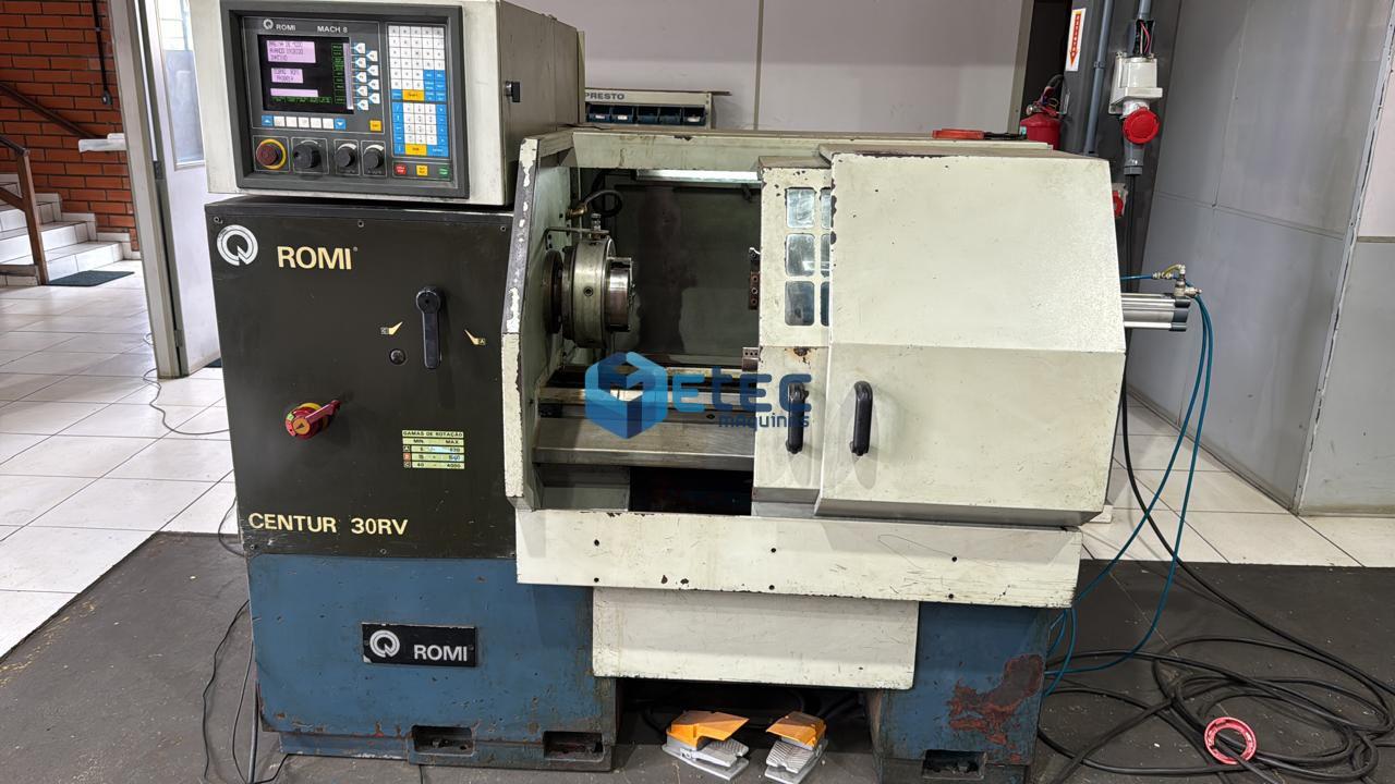 Torno CNC Romi Centur 30RV
