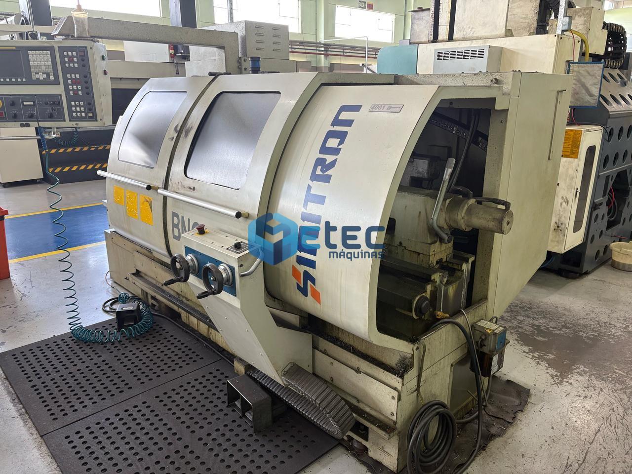 Torno CNC Sinitron BNC 1840